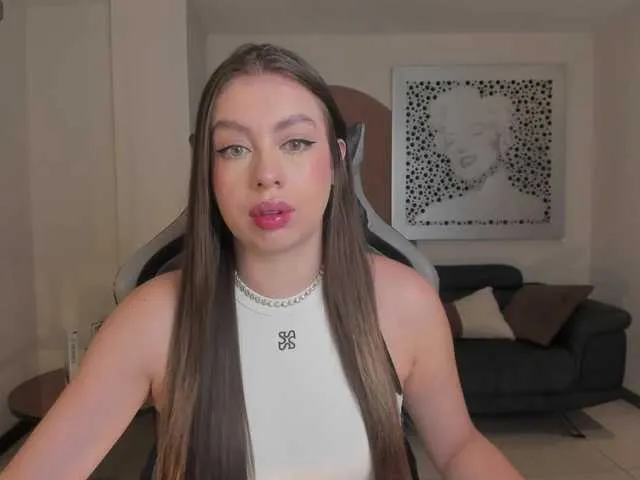 Offline EllaClark on BongaCams