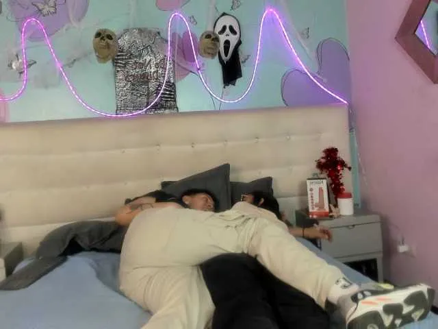 Ethan-N-Abby on BongaCams