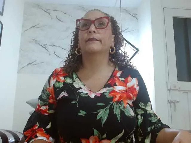 Offline Evamills on BongaCams