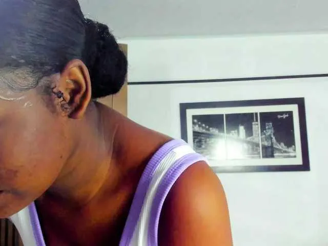 Offline EvaxEmma on BongaCams