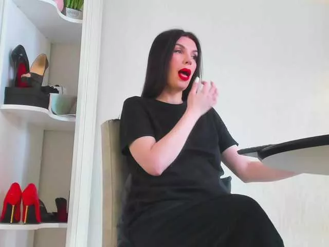 Offline FemdomHeels on BongaCams