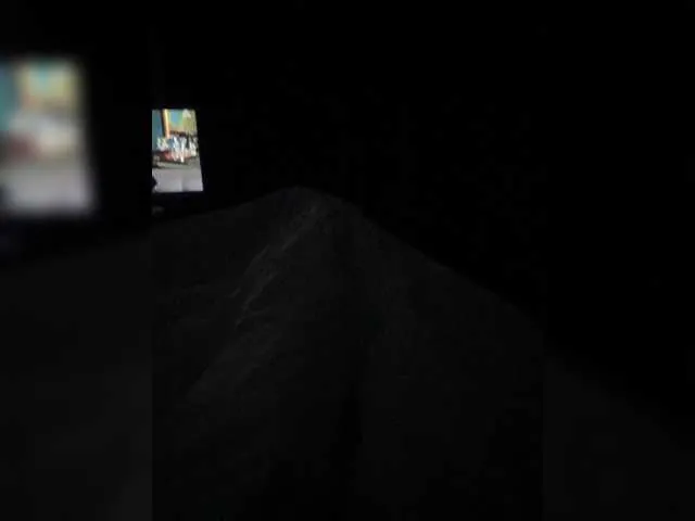 Offline GiftedPers on BongaCams