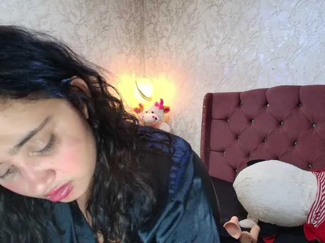 Offline graceblu on BongaCams