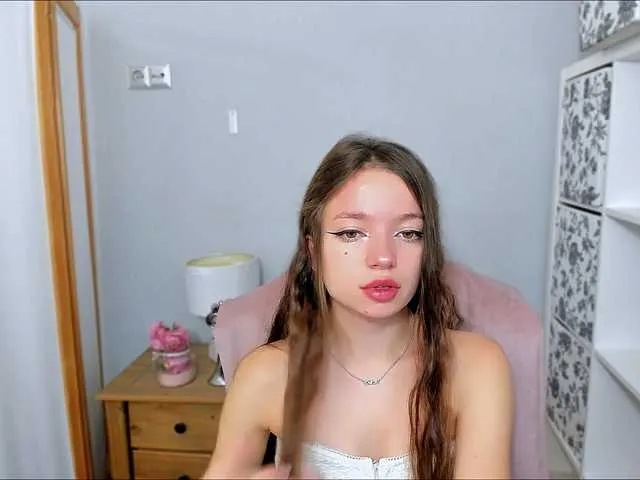 Offline GraceShow on BongaCams