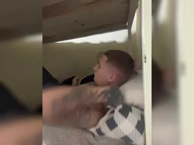 Offline HARMONYX on BongaCams