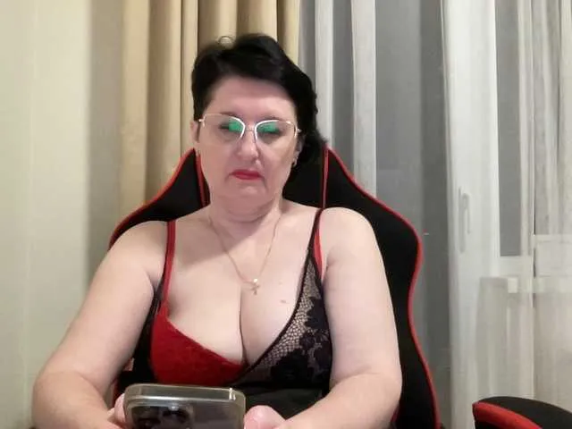 Offline HotMilfPussy on BongaCams