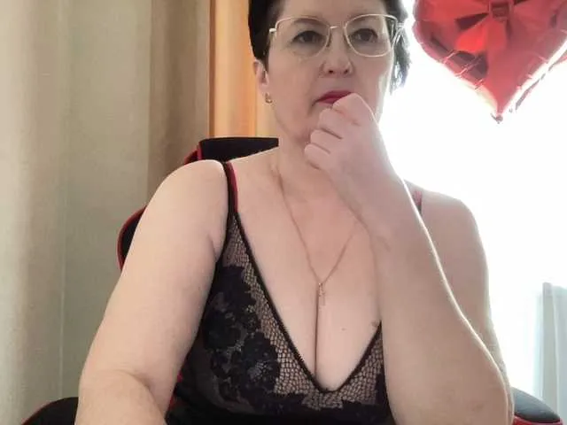 Offline HotMilfPussy on BongaCams