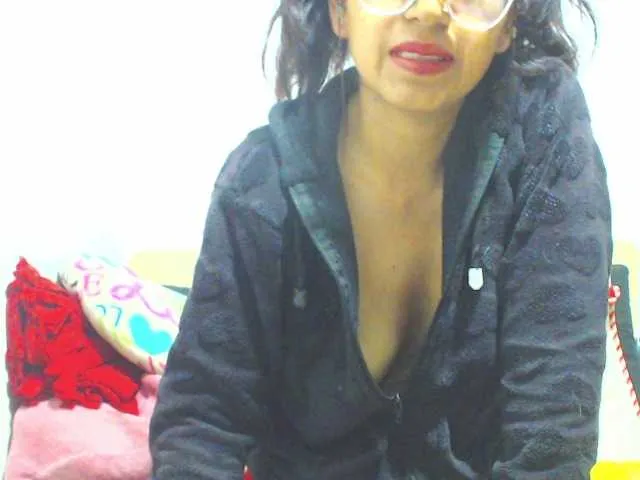 Offline HOTTTSKIN on BongaCams