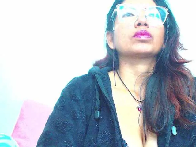 Offline HOTTTSKIN on BongaCams