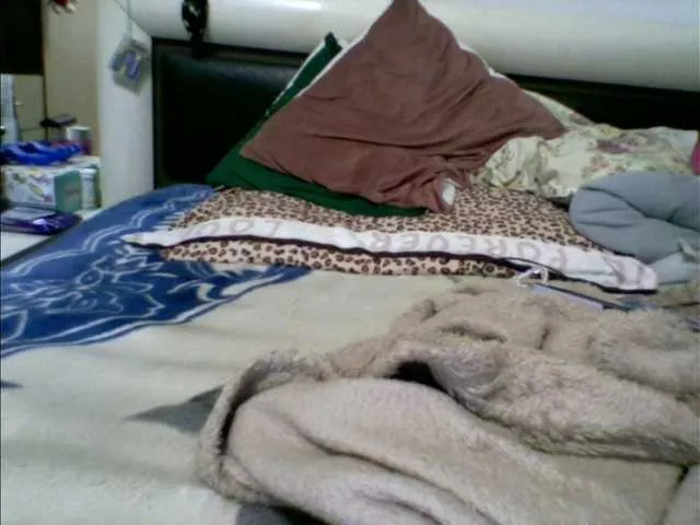 Offline ina77 on BongaCams