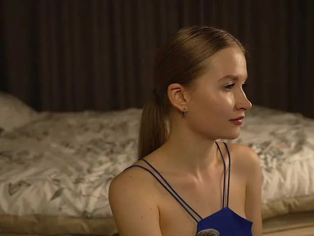 Offline IsabellaTorrance on BongaCams