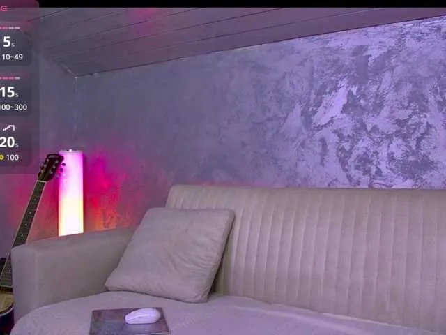 Offline JadeNoa on BongaCams