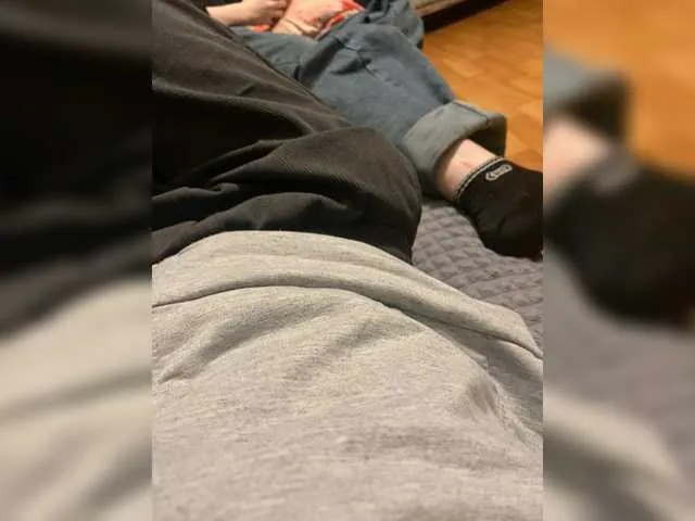 jnjnjn2 on BongaCams 