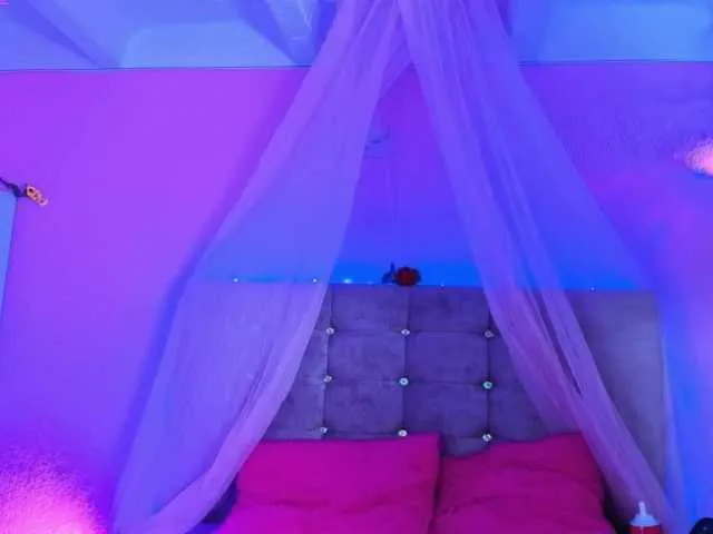 Offline karol-rose on BongaCams