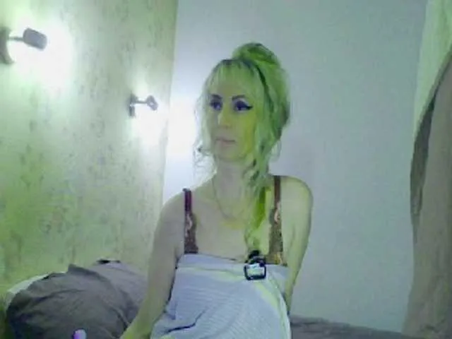 Offline KatrinExcite on BongaCams