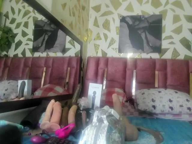 BongaCams Kazsandra is Freechat Kazsandra — I like your clothes, but I like what's underneath even more.