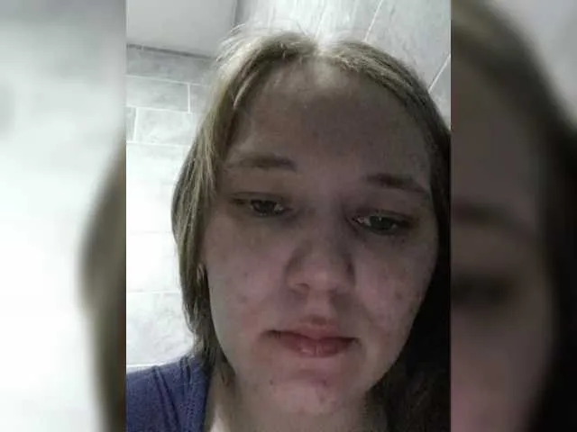 Offline Kisa75 on BongaCams