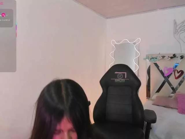 kittystart-tay from BongaCams