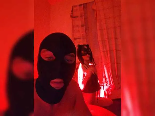 KosmosAndPingvin on BongaCams