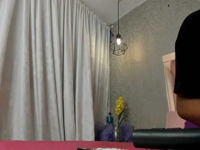 KOURTNEY- on BongaCams