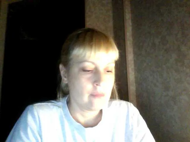 krisss2016 on BongaCams