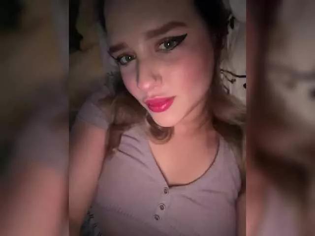 L0lly-D0lly from BongaCams