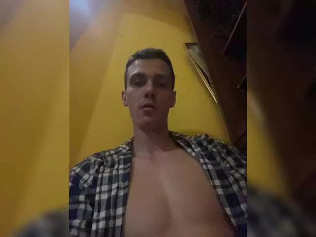 Freechat Laylay13 on BongaCams