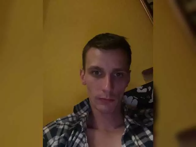 Freechat Laylay13 on BongaCams