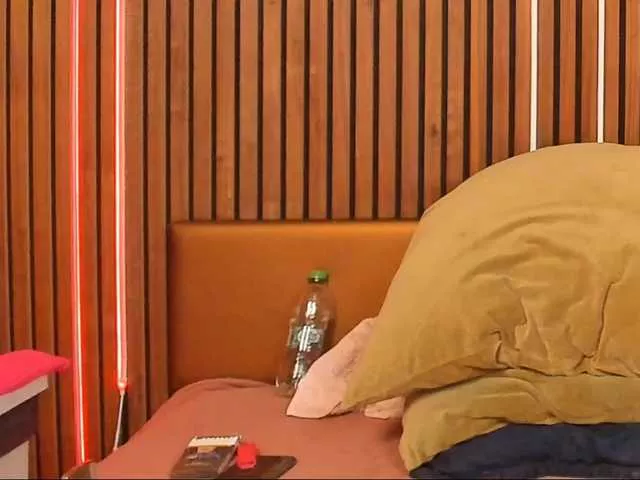 LexyLuv on BongaCams