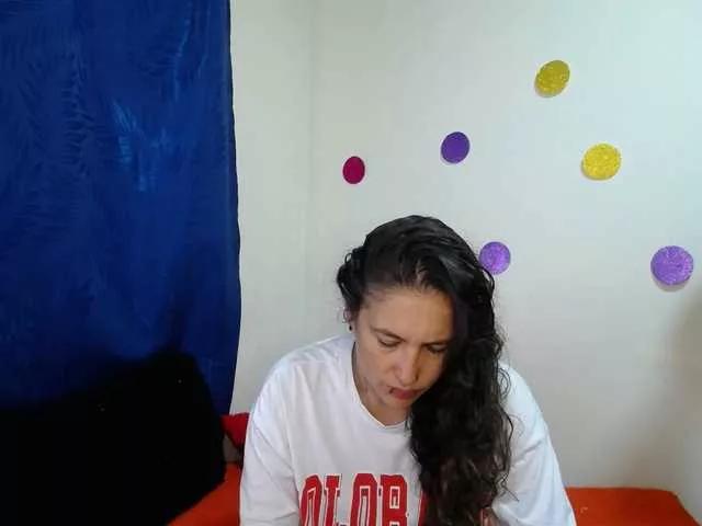 leyla-hot from BongaCams
