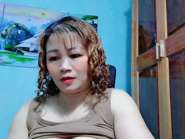 Linhanhsex2k on BongaCams