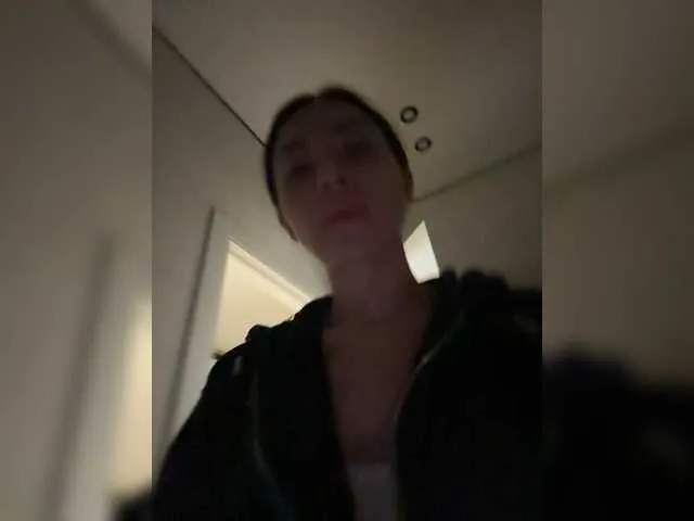 Lunadesire on BongaCams