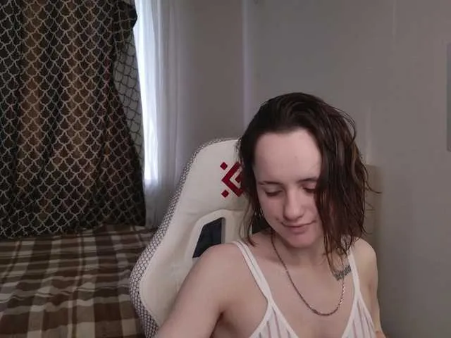 Offline LunaL0ve on BongaCams