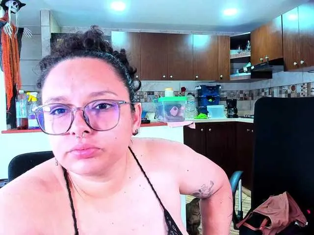 Offline MABELANDDANNY on BongaCams