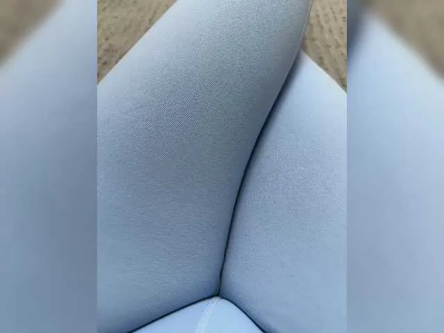 Madison01 on BongaCams