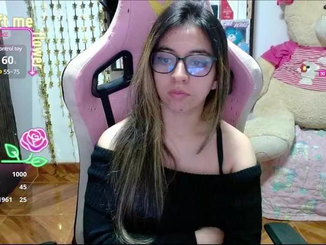 Maggie-Fox from BongaCams