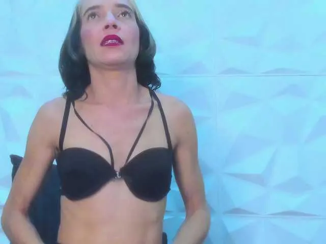 Offline MarieMyller on BongaCams