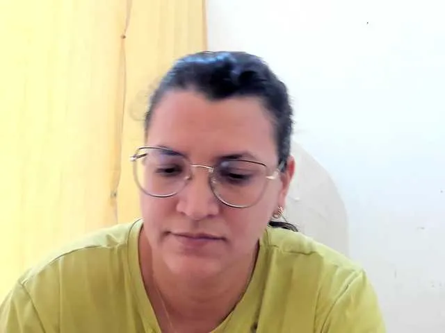 Freechat MARILYNG on BongaCams