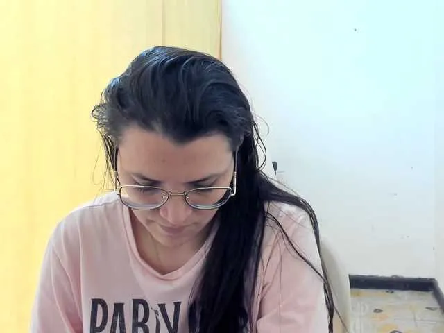 Freechat MARILYNG on BongaCams