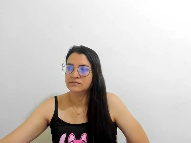 Freechat MARILYNG on BongaCams