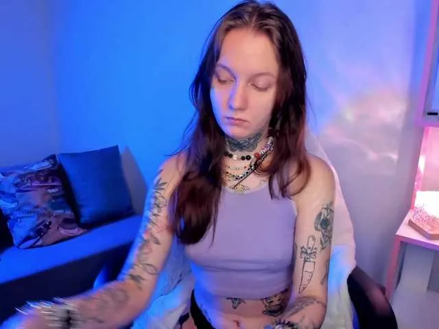 Offline Mary-Xextra on BongaCams