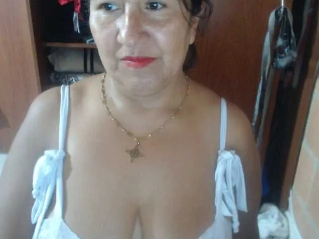 Offline Meganny2023 on BongaCams