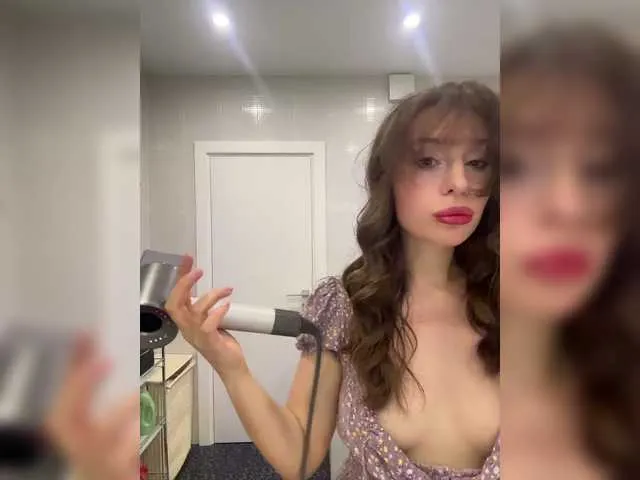 Offline Melissa222Femdom on BongaCams