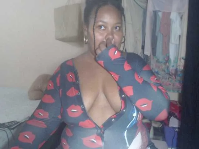 MelodyHall on BongaCams