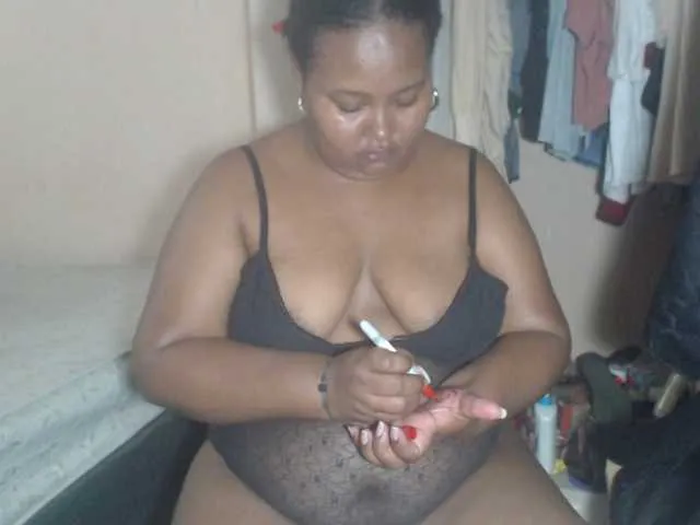 MelodyHall — The good smell on a man is something that drives me crazy, a masculine and seductive aroma, soft and tender caresses.