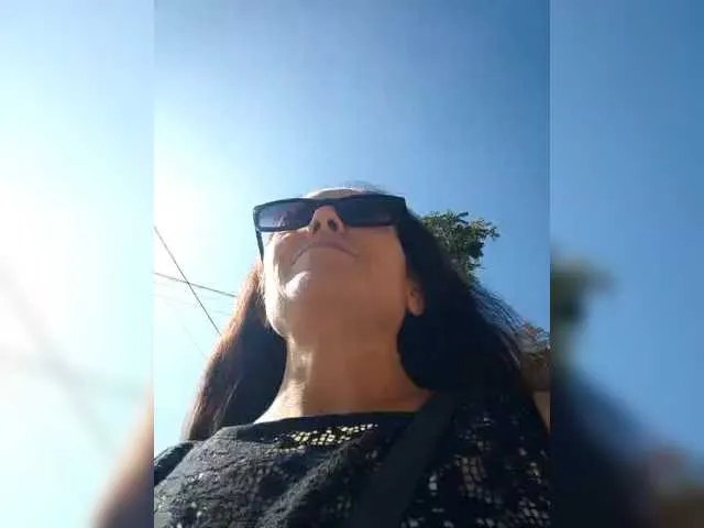 Offline MerelinMILf on BongaCams