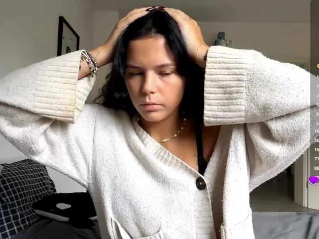 Offline MerleRusson on BongaCams