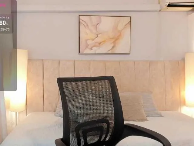 Offline Miaa1 on BongaCams