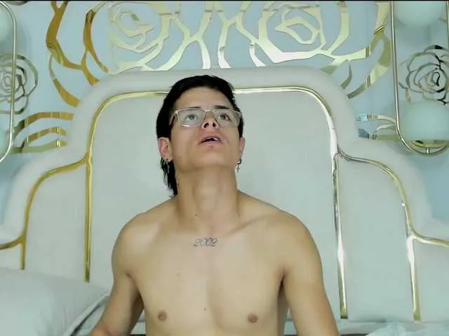 midnightlust-vc on BongaCams