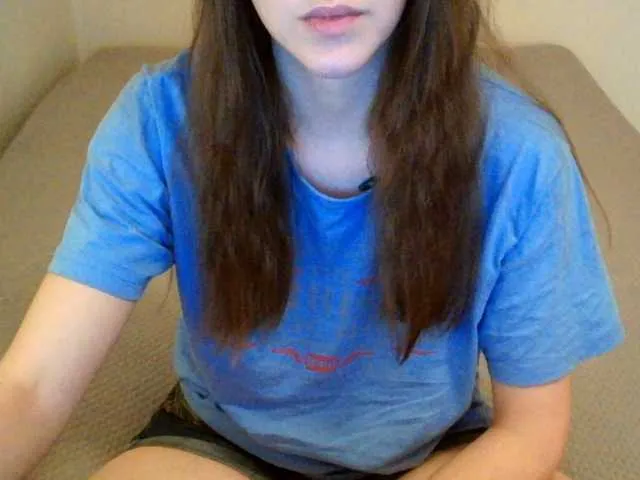 Offline mikkirsan1 on BongaCams